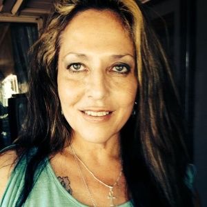 Meet your Posher, Janet